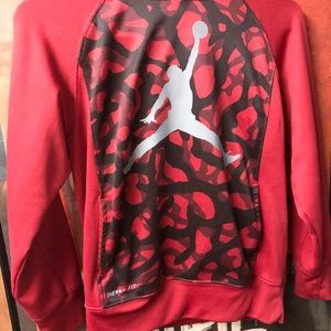 Boys Jordan hoodie size 10/12
